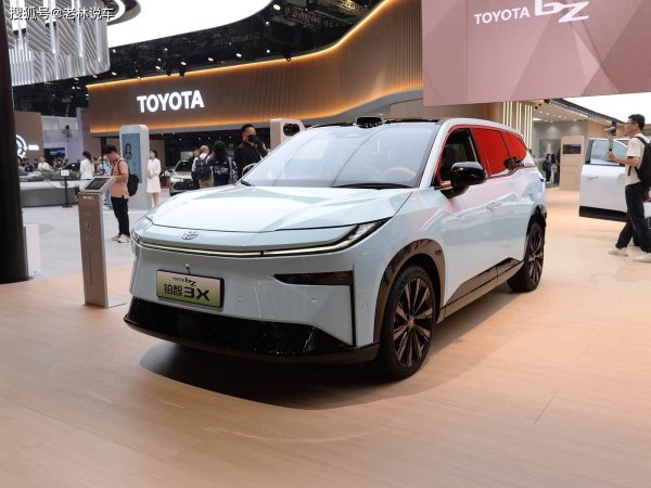 策略吧 丰田电车翻身之作！铂智3X预售火爆，性价比超群引关注