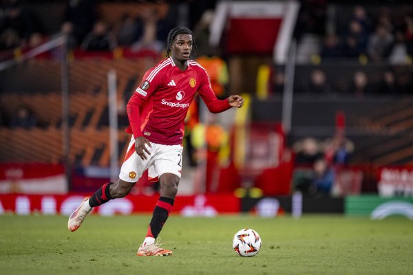 宏泰配资 慧眼识珠，曼联小将海文以前踢前锋＆受默特萨克指导才改打中后卫